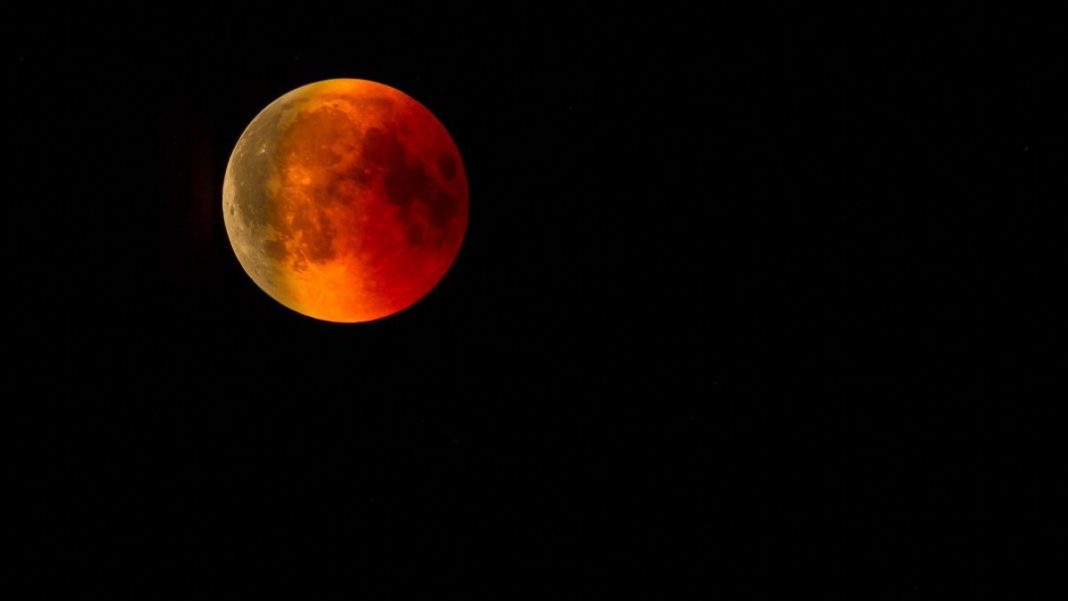 Honduras eclipse lunar