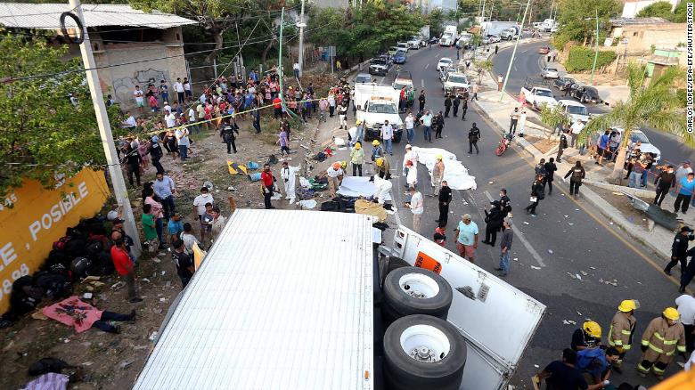 Cancillería verifica hondureños accidente México