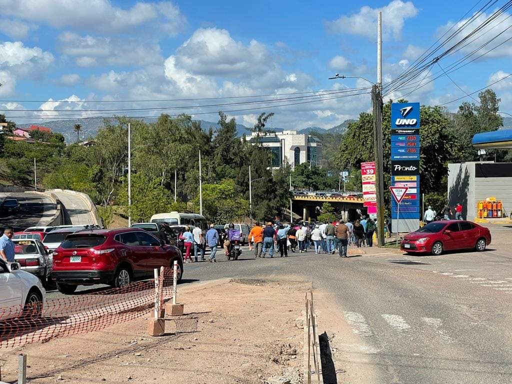 protestas empleados Hondutel conductores