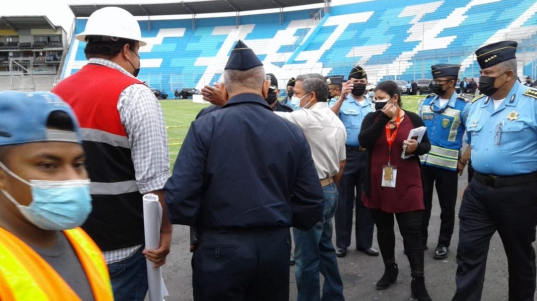 Policía inspecciona Estadio Nacional