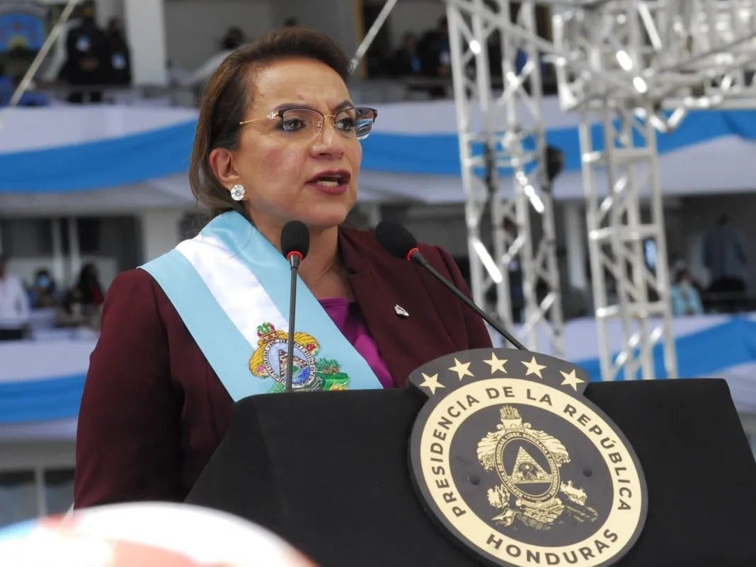 Xiomara Castro promesas mujeres Honduras