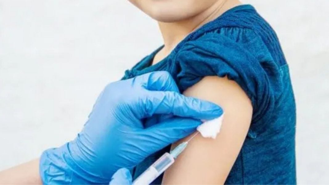 investigación muerte de niña vacuna anticovid