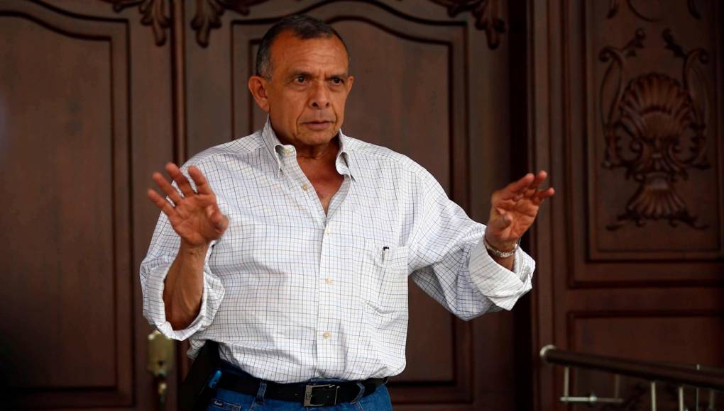 El expresidente Lobo, manifestó que los amigos de la familia Hernández, los abandono. 