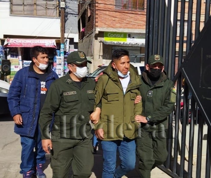 Cuatro muertos por “avalancha humana” en universidad de Bolivia