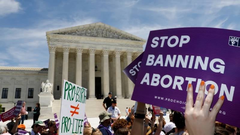 La Corte Suprema de EEUU deroga el derecho al aborto