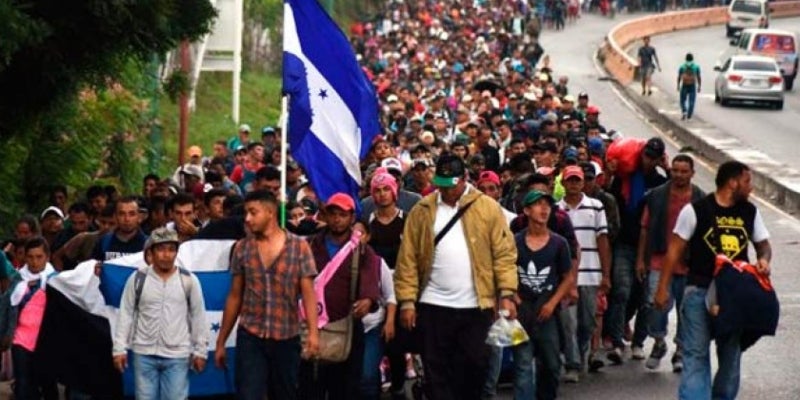Anualmente miles de hondureños dejan el país en busca de mejores oportunidades económicas.