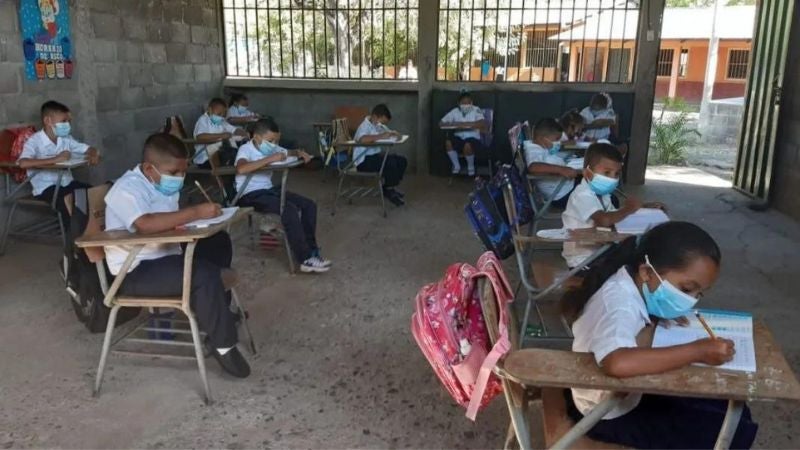 reconstruir escuelas en honduras