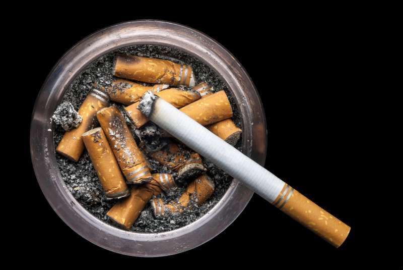 El tabaco mató a casi 8 millones personas en 2019, según la investigación de The Lancet.