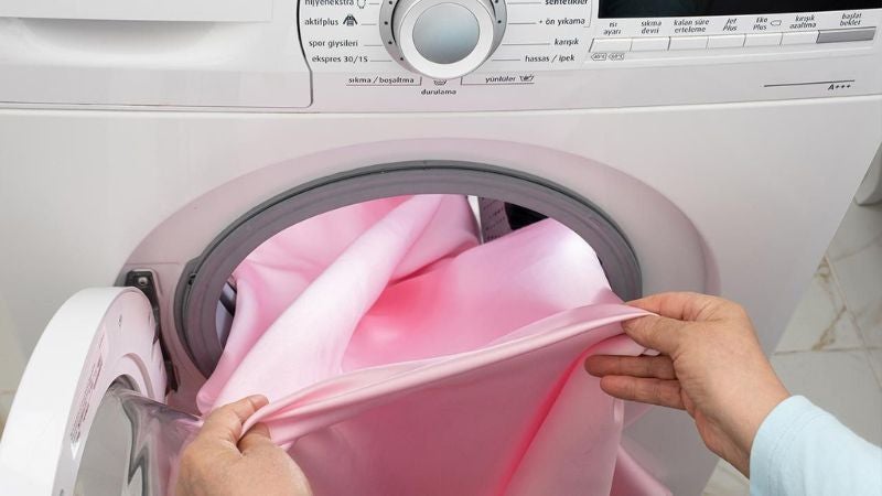 cómo lavar prendas de satín