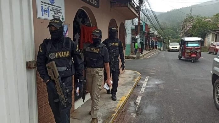 Honduras agentes de seguridad pasamontañas 