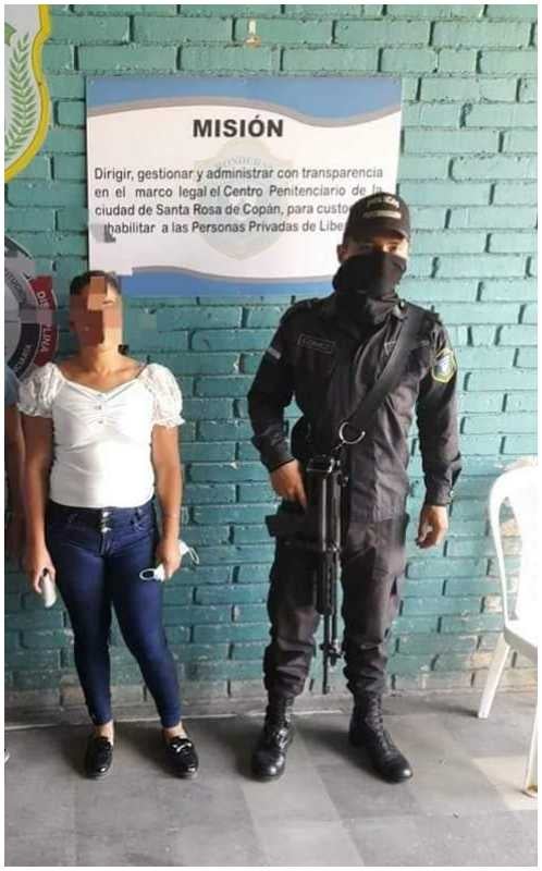 Mujer detenida en Copán 