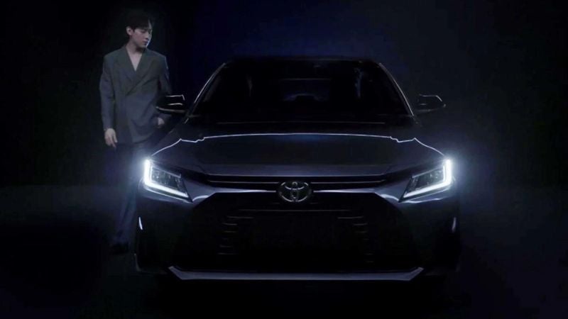 Toyota Yaris Sedán 2023