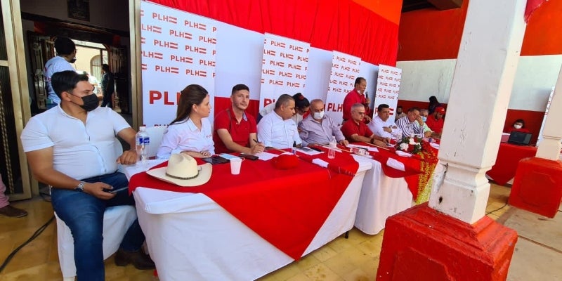 A la reunión se citó a diputados y alcaldes de todo el país.