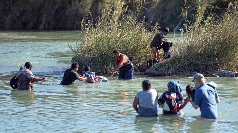 Migrantes Río Bravo