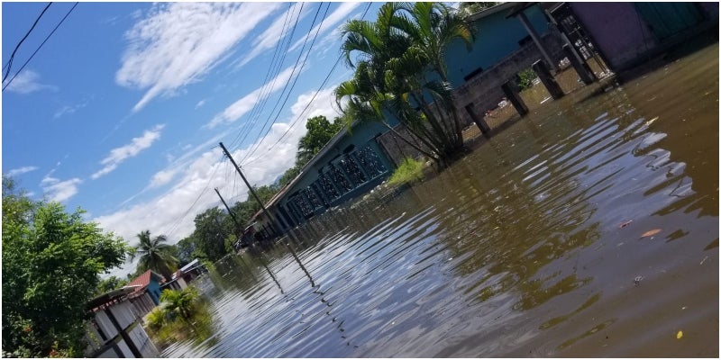 inundaciones en Potrerillos 