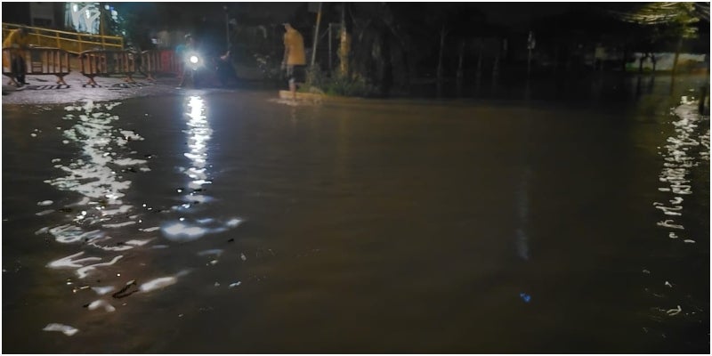 Se inunda centro de La Lima (1)