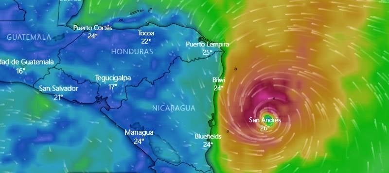 huracán en honduras el lunes