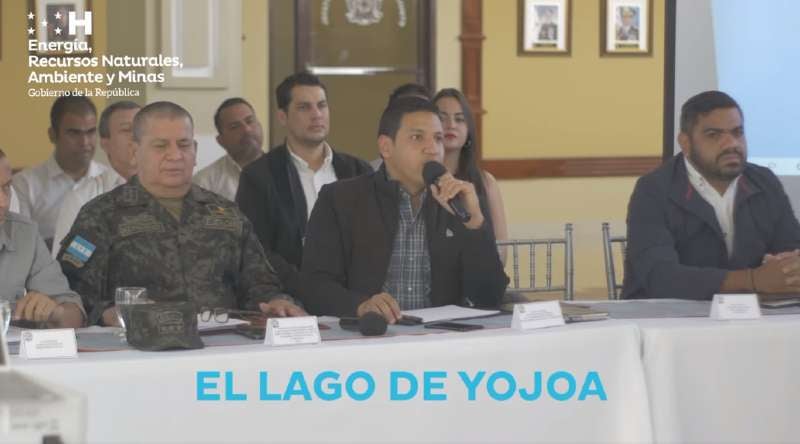 En la conferencia estuvieron diferentes autoridades que trabajarán en conjunto para detener la contaminación en el Lago de Yojoa.