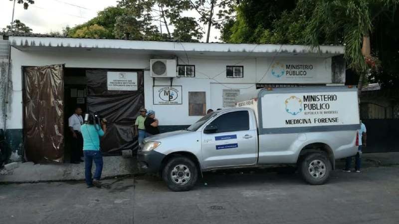 Hombre muere en motel de La Ceiba