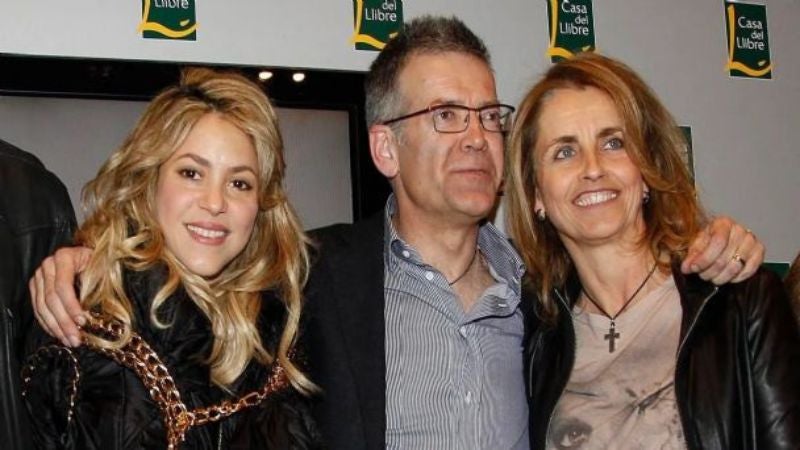 Shakira pelea casa de padres de Piqué