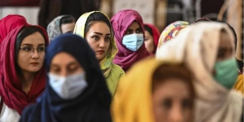 Mujeres talibanes