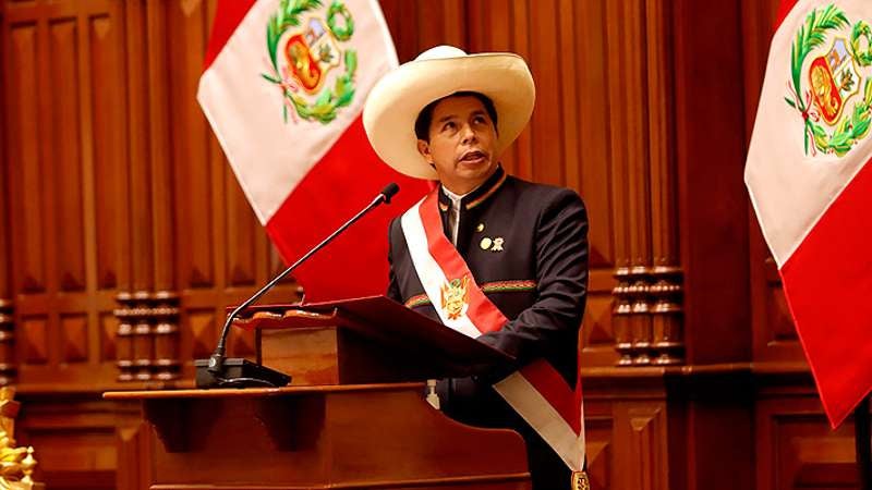 Detienen a presidente de Perú