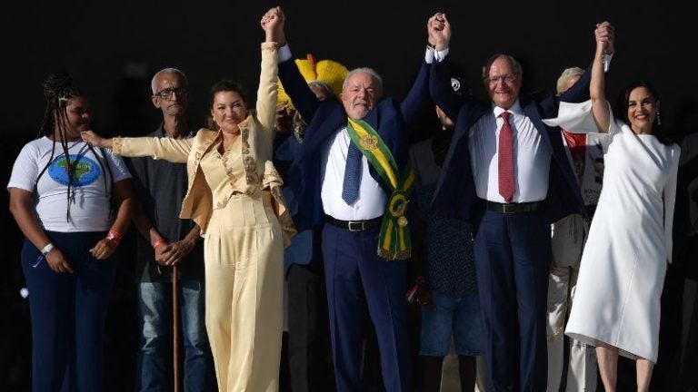 Lula da Silva toma posesión como nuevo presidente de Brasil