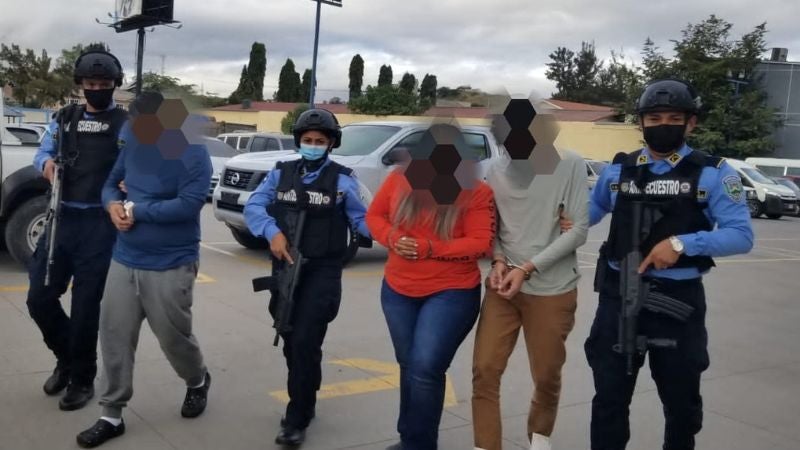 rescatan a colombiana raptada