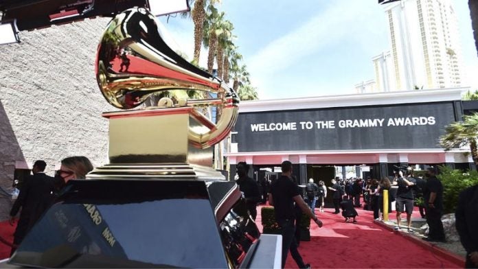 por qué dan un gramófono en los Grammy