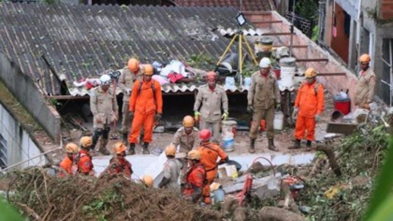 44 muertos por lluvia en Brasil