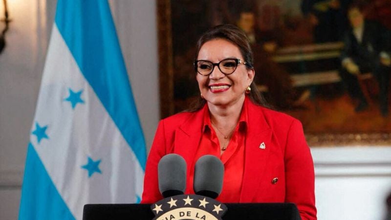 Castro pide a Mel Zelaya convocar gabinetes