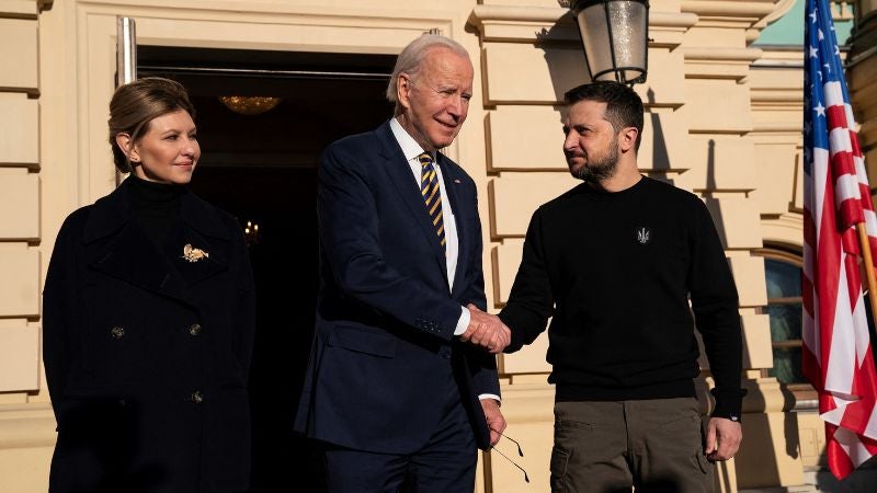 Joe Biden visita Kiev 
