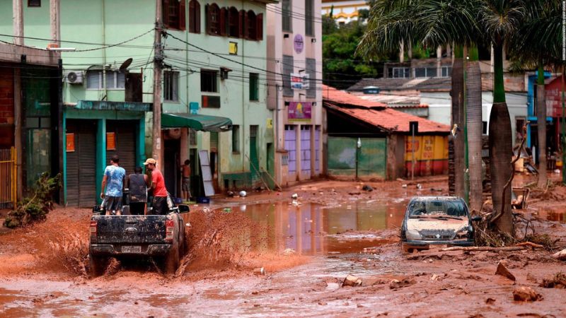 Intensas lluvias muertos Brasil