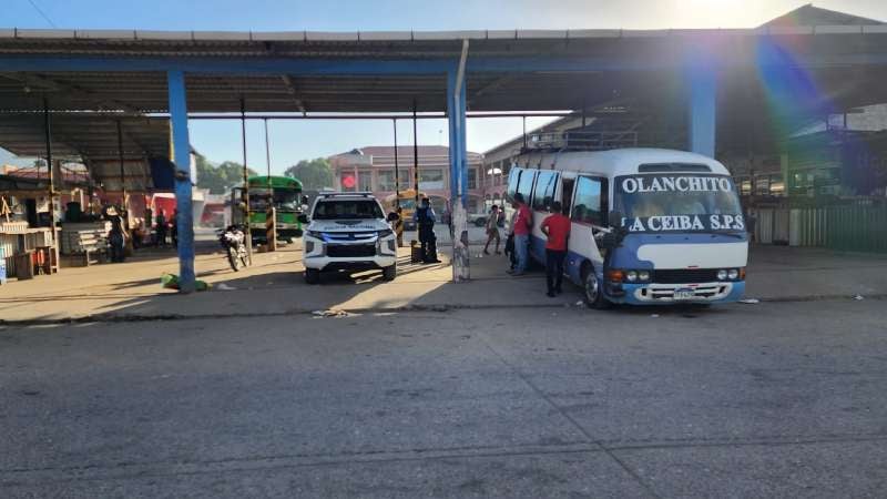 Transporte paralizado por extorsión en Olanchito