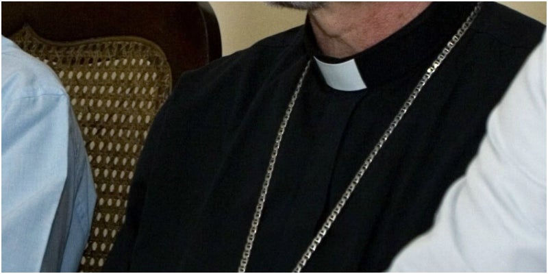 sacerdotes abusaron de menores (2)