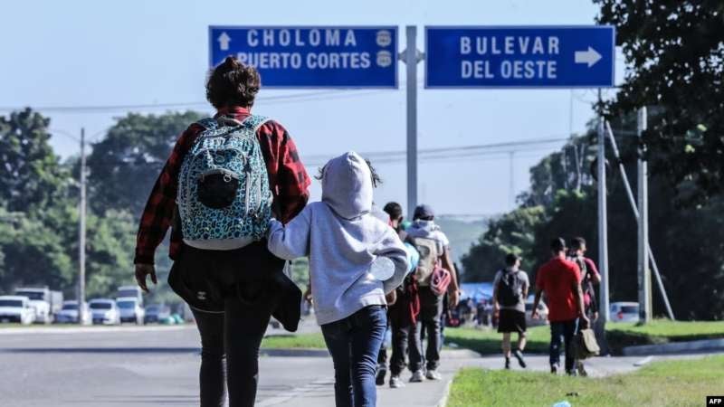 Los hondureños siguen saliendo del país buscando llegar a Estados Unidos.