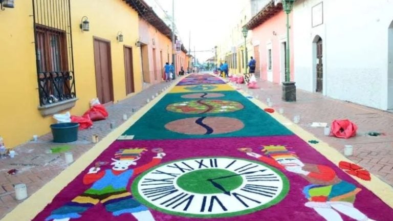 Comayagua alfombras multicolores