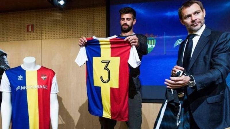 web de infieles oferta a Piqué