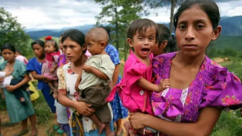 desnutrición en mujeres y niñas