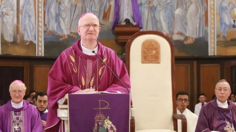 Michael Lenihan asume Arquidiócesis SPS