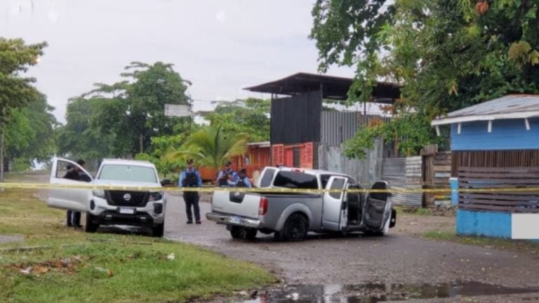 Dos muertos deja balacera entre policías y criminales en La Ceiba