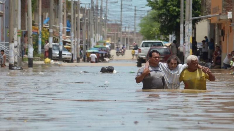 65 muertos por lluvias en Perú