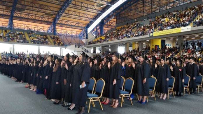 graduaciones marzo 2023 UNAH