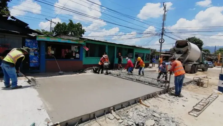 Pavimentarán calles de las colonias San Vicente de Paúl I y II