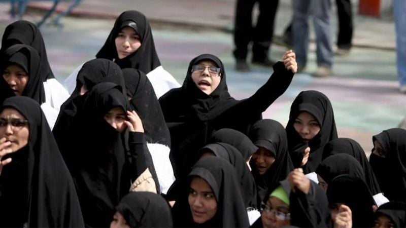 niñas envenenadas Irán