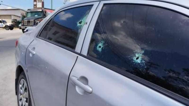 Así se notaban los disparos en el vehículo del joven.