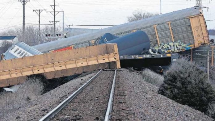 Se descarrila segundo tren en Ohio