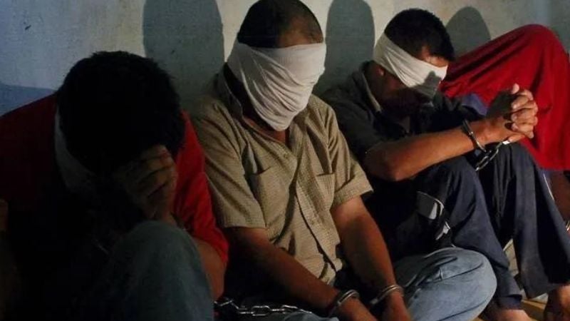 Rescatan a 63 migrantes secuestrados en México, la mayoría ecuatorianos