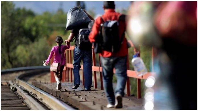 Menores salen cada día de Honduras