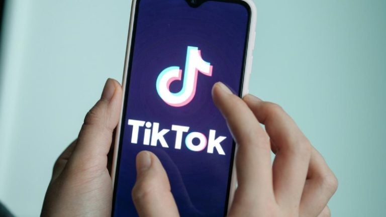 TIK TOK